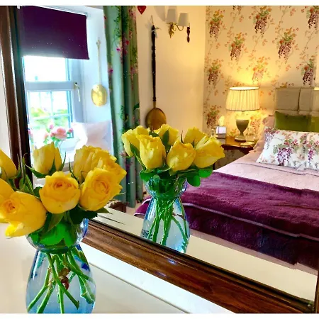 The At Solway View Bed & Breakfast *