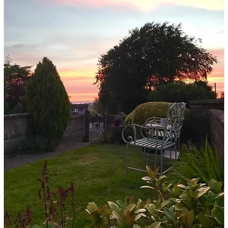 The At Solway View Bed & Breakfast *